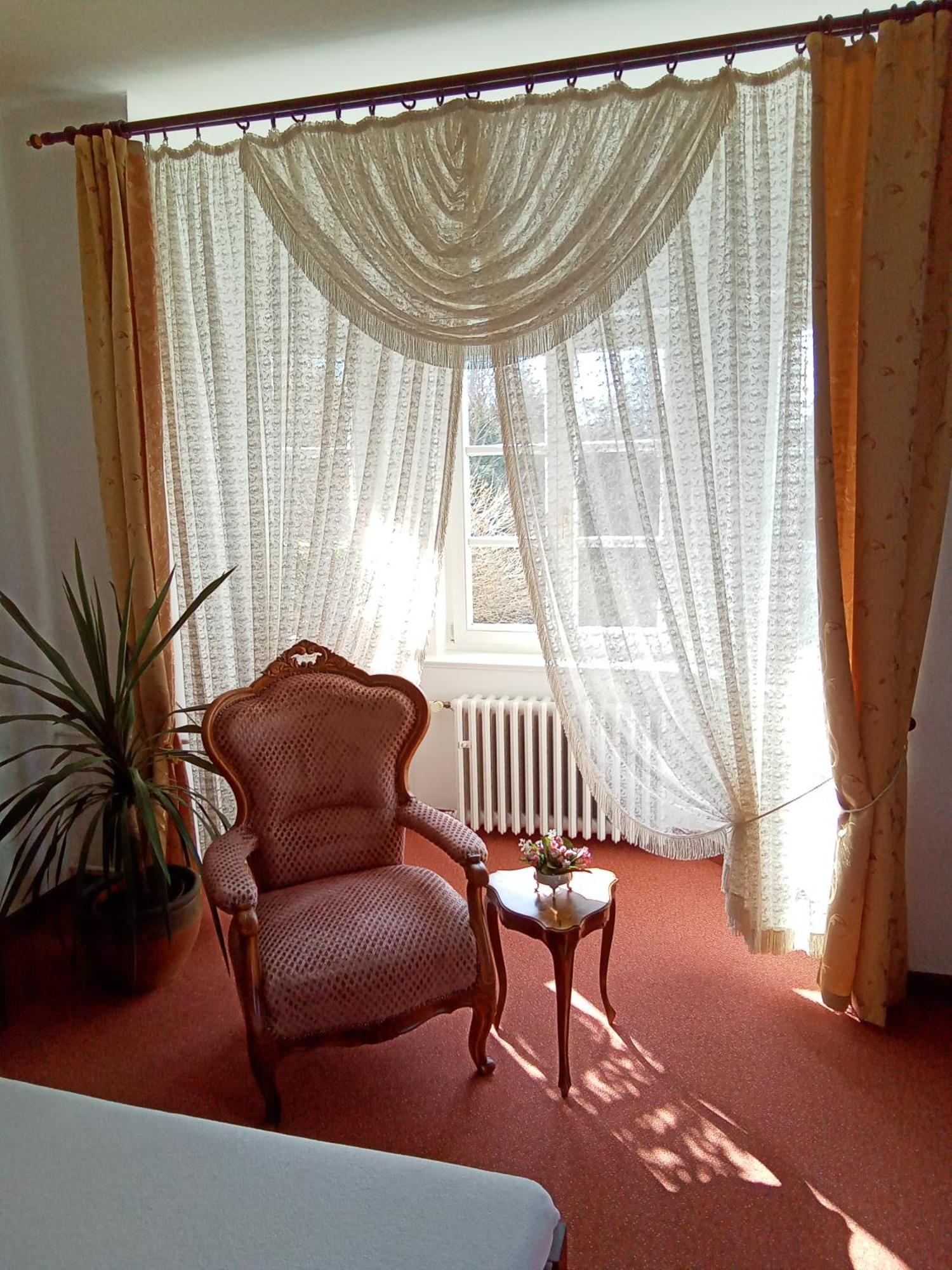 Pension Baron Schoeneck Karlovy Vary Kültér fotó